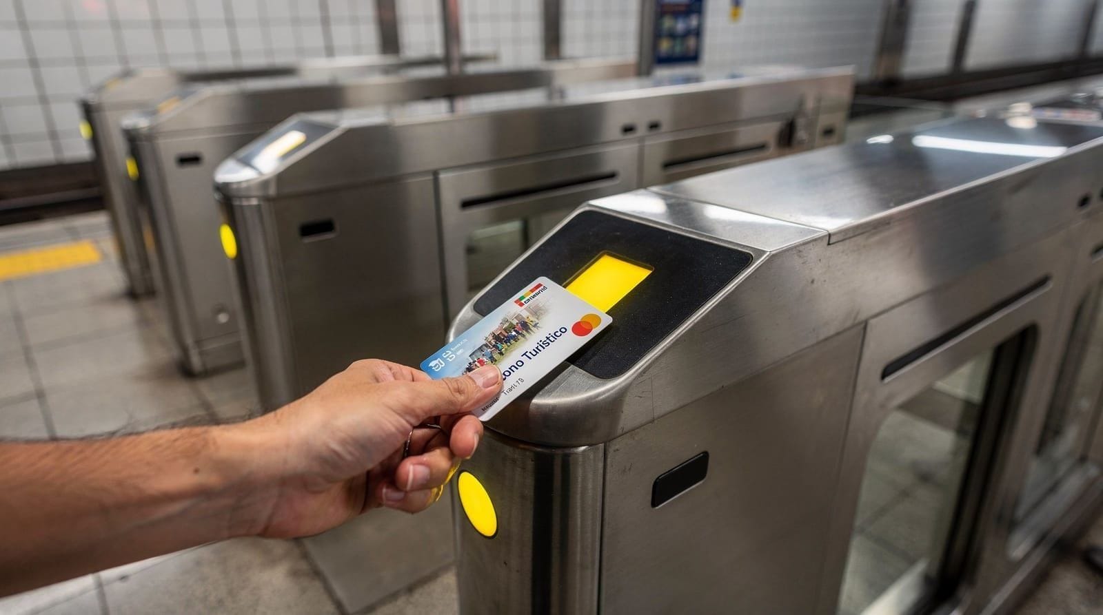 La carte Madrid City Card vaut-elle l'achat en 2026 ? — La Madrid City Card combine transport et entrées à partir de 67 € pour 1 jour. A
